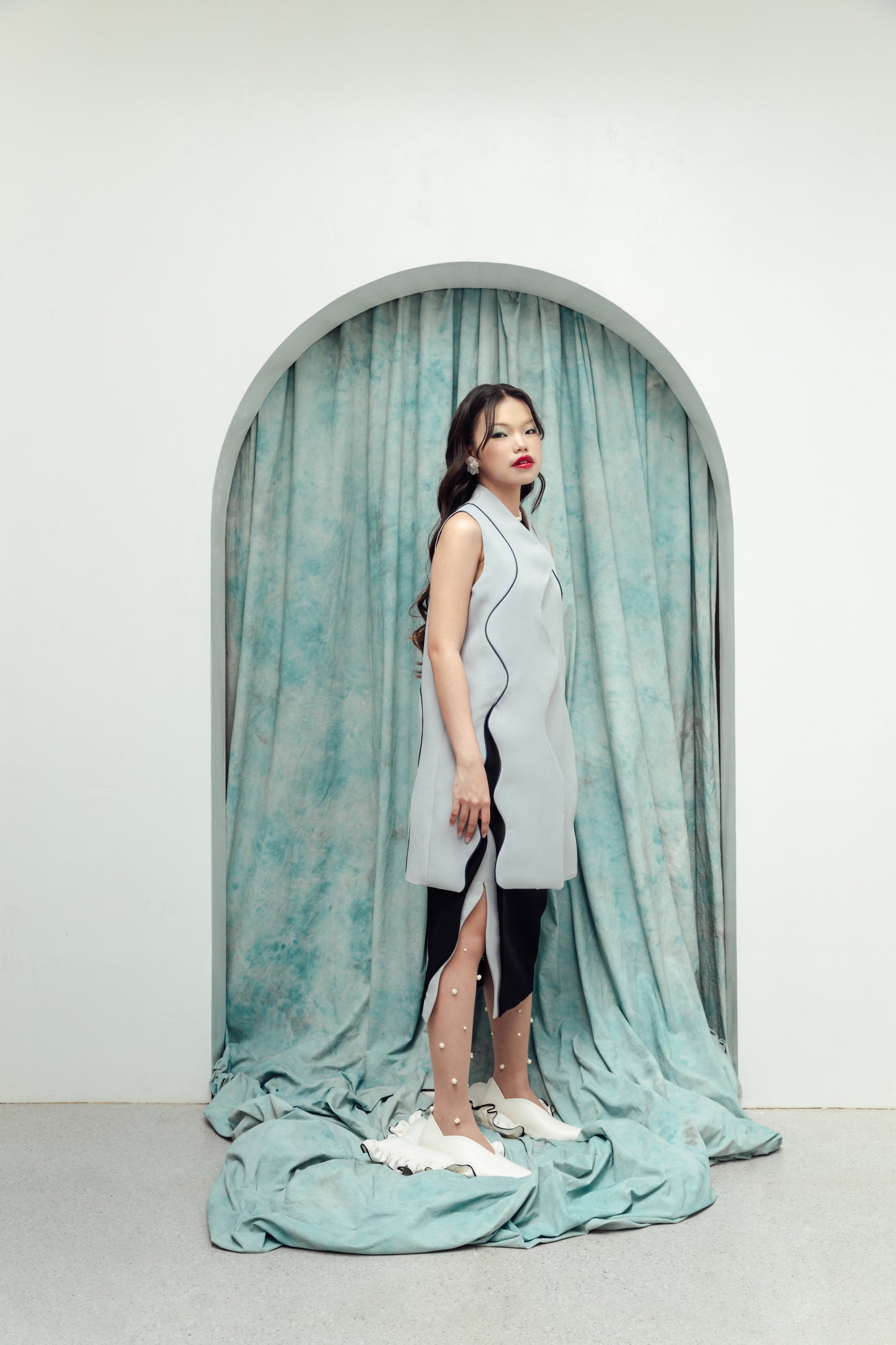 TWO WAVY SKIRT